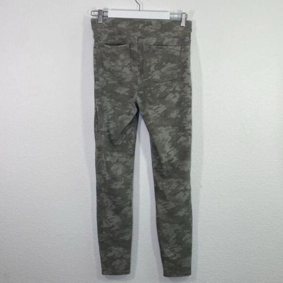 SPANX Jean-ish Leggings In Stone Wash Camo Size Medium - Picture 7 of 10